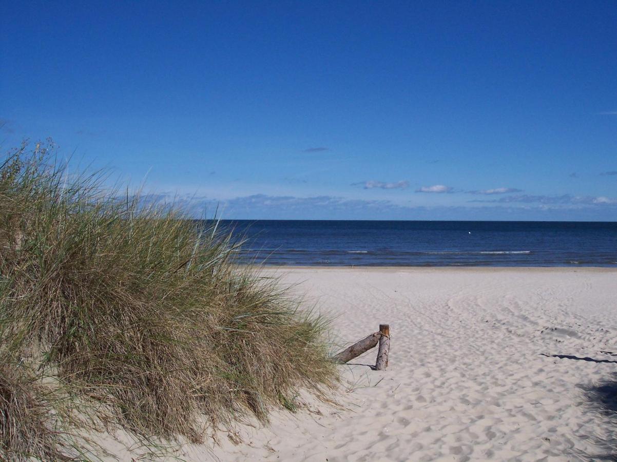 Fewo, Ferienwohnung, Peenemuende Im Naturschutzgebiet Esterno foto
